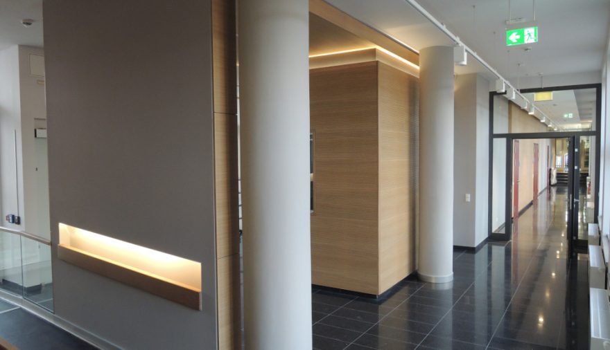 Projektbild 3, 10 | 19 Fertigstellung # Haus des Bauens und der Umwelt | Rostock