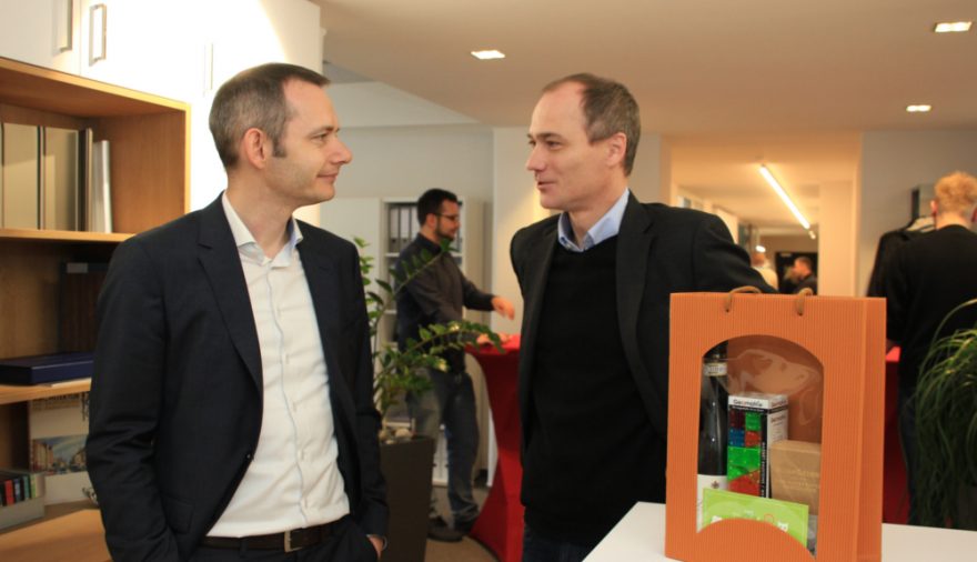 Projektbild 6, 11 | 17 Büroeinweihung #