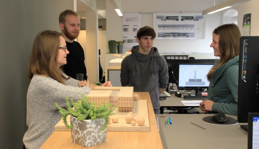 Projektbild 11, 11 | 17 Büroeinweihung #