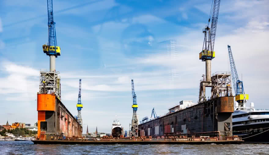 Projektbild 13, 12 | 23 Rückblick # Firmenausflug Hamburg