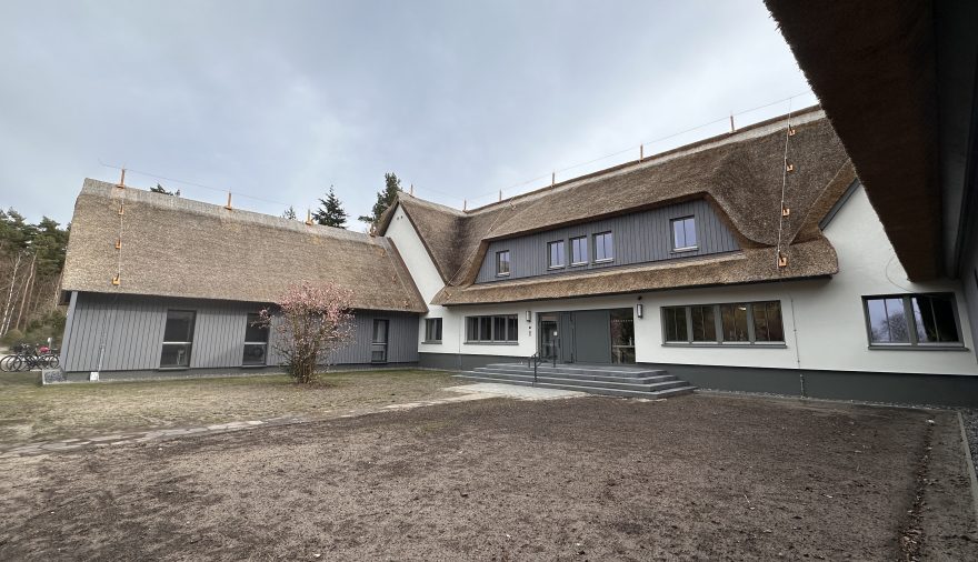 Projektbild 2, 03 | 26 Amtseinweihung # Nationalparkamt Vorpommern | Born am Darß