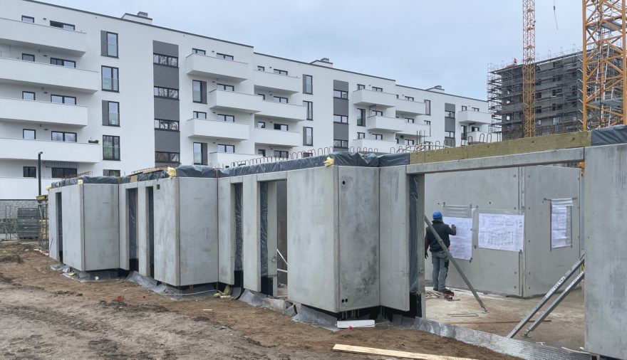 Projektbild 1, 04 | 24 Bautenstand # Wohngebäude am Brecht Park | Rostock – Evershagen